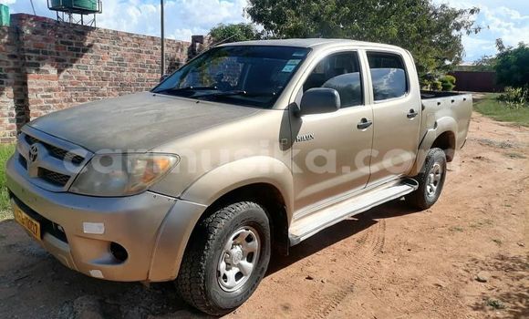 Tenga Tsaru Toyota Hilux Zvimwe Mota in Belvedere in Harare Tenga Tsaru Toyota Hilux Zvimwe Mota in Belvedere in Harare