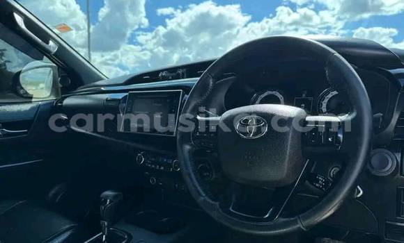 Tenga Tsaru Toyota Hilux Chena Mota in Belvedere in Harare Tenga Tsaru Toyota Hilux Chena Mota in Belvedere in Harare