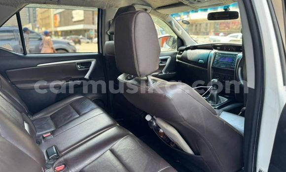 Tenga Tsaru Toyota Fortuner Chena Mota in Beitbridge in Matabeleland South Tenga Tsaru Toyota Fortuner Chena Mota in Beitbridge in Matabeleland South