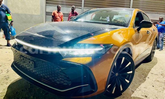 Tenga Tsaru Toyota Crown Zvimwe Mota in Belvedere in Harare Tenga Tsaru Toyota Crown Zvimwe Mota in Belvedere in Harare