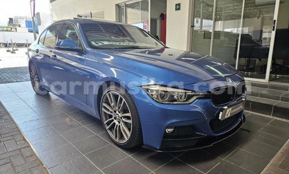Nunua Ilio tumika BMW 3–Series Bluu Gari ndani ya Beitbridge nchini Matabeleland Kusini