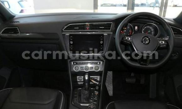 Buy Used Volkswagen Tiguan White Car in Beitbridge in Matabeleland South Buy Used Volkswagen Tiguan White Car in Beitbridge in Matabeleland South