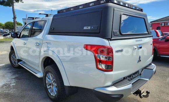 Tenga Tsaru Mitsubishi Triton Chena Mota in Beitbridge in Matabeleland South Tenga Tsaru Mitsubishi Triton Chena Mota in Beitbridge in Matabeleland South