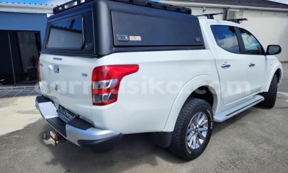 Tenga Tsaru Mitsubishi Triton Chena Mota in Beitbridge in Matabeleland South Tenga Tsaru Mitsubishi Triton Chena Mota in Beitbridge in Matabeleland South