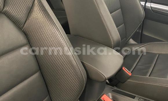 Acheter Occasion Voiture Volkswagen T-Roc Blanc à Avondale, Harare Acheter Occasion Voiture Volkswagen T-Roc Blanc à Avondale, Harare