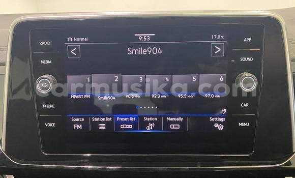 Acheter Occasion Voiture Volkswagen T-Roc Blanc à Avondale, Harare Acheter Occasion Voiture Volkswagen T-Roc Blanc à Avondale, Harare