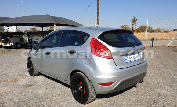Acheter Occasion Voiture Ford Fiesta Gris à Beitbridge, Matabeleland South Acheter Occasion Voiture Ford Fiesta Gris à Beitbridge, Matabeleland South