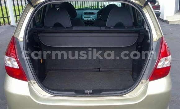 Acheter Occasion Voiture Honda Fit Gris à Beitbridge, Matabeleland South Acheter Occasion Voiture Honda Fit Gris à Beitbridge, Matabeleland South