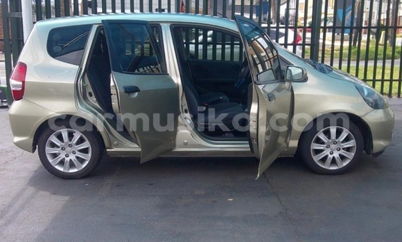 Acheter Occasion Voiture Honda Fit Gris à Beitbridge, Matabeleland South Acheter Occasion Voiture Honda Fit Gris à Beitbridge, Matabeleland South