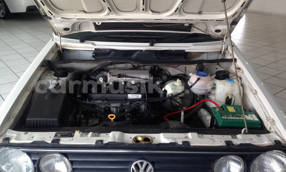 Tenga Tsaru Volkswagen Golf Chena Mota in Beitbridge in Matabeleland South Tenga Tsaru Volkswagen Golf Chena Mota in Beitbridge in Matabeleland South