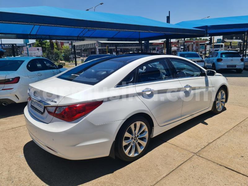 Big with watermark hyundai sonata matabeleland south beitbridge 35328