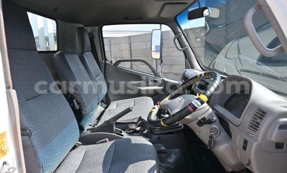 Tenga Tsaru Toyota Dyna Chena Rori in Gweru in Midlands Tenga Tsaru Toyota Dyna Chena Rori in Gweru in Midlands