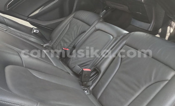 Acheter Occasion Voiture Audi Q5 Blanc à Beitbridge, Matabeleland South Acheter Occasion Voiture Audi Q5 Blanc à Beitbridge, Matabeleland South