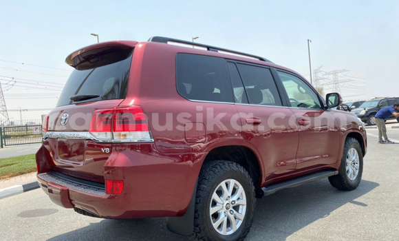 Nunua Ilio tumika Toyota Land Cruiser Nyekundu Gari ndani ya Beitbridge nchini Matabeleland Kusini Nunua Ilio tumika Toyota Land Cruiser Nyekundu Gari ndani ya Beitbridge nchini Matabeleland Kusini