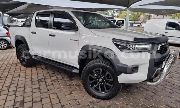 Nunua Ilio tumika Toyota Hilux Nyeupe Gari ndani ya Harare nchini Harare Nunua Ilio tumika Toyota Hilux Nyeupe Gari ndani ya Harare nchini Harare