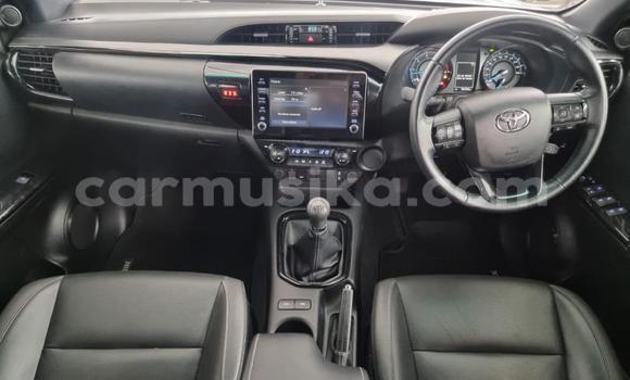 Nunua Ilio tumika Toyota Hilux Nyeupe Gari ndani ya Harare nchini Harare Nunua Ilio tumika Toyota Hilux Nyeupe Gari ndani ya Harare nchini Harare
