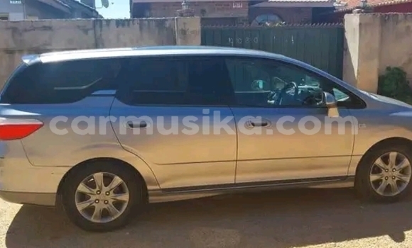 Tenga Tsaru Honda Airwave Beige Mota in Harare in Harare Tenga Tsaru Honda Airwave Beige Mota in Harare in Harare