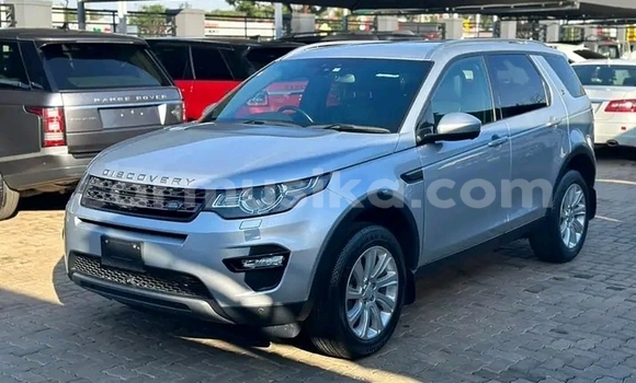Nunua Ilio tumika Land Rover Discovery Sport Kijani Gari ndani ya Harare nchini Harare Nunua Ilio tumika Land Rover Discovery Sport Kijani Gari ndani ya Harare nchini Harare