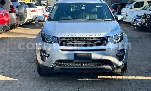 Nunua Ilio tumika Land Rover Discovery Sport Kijani Gari ndani ya Harare nchini Harare Nunua Ilio tumika Land Rover Discovery Sport Kijani Gari ndani ya Harare nchini Harare