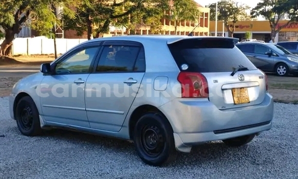 Nunua Ilio tumika Toyota Runx Kijani Gari ndani ya Harare nchini Harare Nunua Ilio tumika Toyota Runx Kijani Gari ndani ya Harare nchini Harare