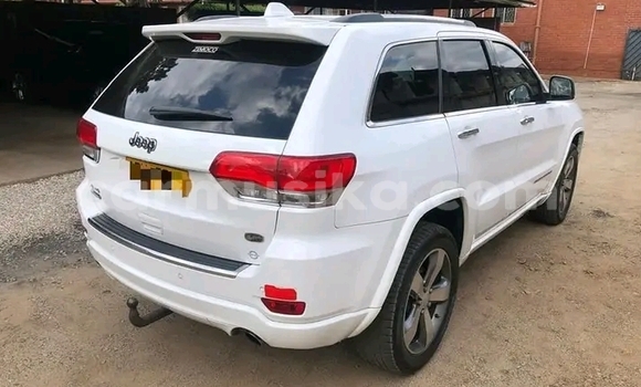 Buy Used Jeep Grand Cherokee White Car in Harare in Harare Buy Used Jeep Grand Cherokee White Car in Harare in Harare