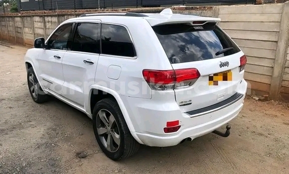 Nunua Ilio tumika Jeep Grand Cherokee Nyeupe Gari ndani ya Harare nchini Harare Nunua Ilio tumika Jeep Grand Cherokee Nyeupe Gari ndani ya Harare nchini Harare