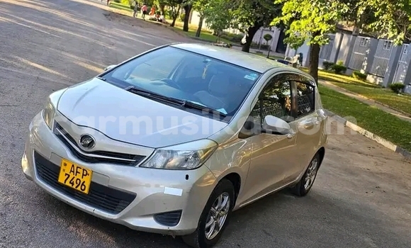Tenga Tsaru Toyota Vitz Chena Mota in Harare in Harare Tenga Tsaru Toyota Vitz Chena Mota in Harare in Harare