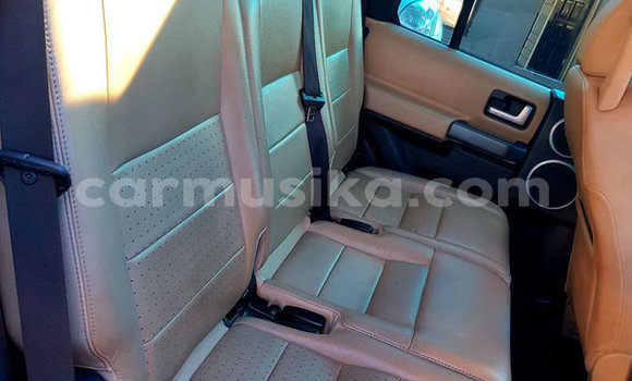 Acheter Occasion Voiture Land Rover Discovery Bleu à Beitbridge, Matabeleland South Acheter Occasion Voiture Land Rover Discovery Bleu à Beitbridge, Matabeleland South