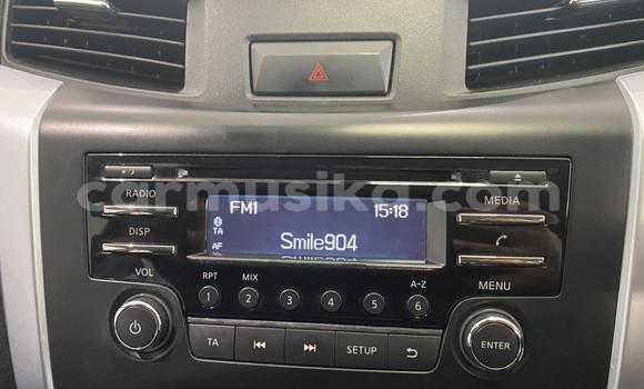 Acheter Occasion Voiture Nissan Navara Blanc à Beitbridge, Matabeleland South Acheter Occasion Voiture Nissan Navara Blanc à Beitbridge, Matabeleland South