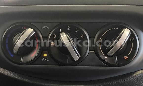 Acheter Occasion Voiture Nissan Navara Blanc à Beitbridge, Matabeleland South Acheter Occasion Voiture Nissan Navara Blanc à Beitbridge, Matabeleland South