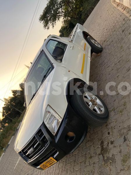 Big with watermark isuzu kb harare belvedere 35415