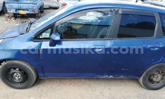 Tenga Tsaru Honda Fit Zvimwe Mota in Beitbridge in Matabeleland South