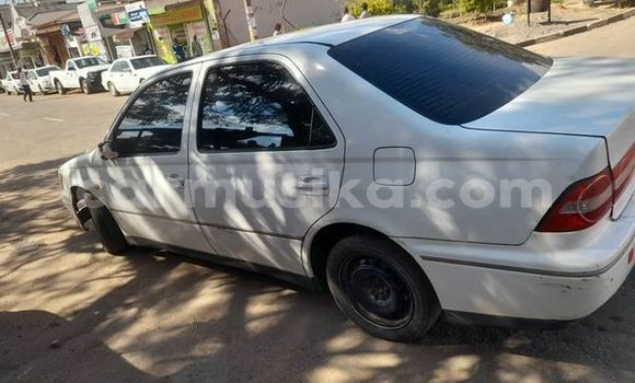 Tenga Tsaru Toyota Vista Zvimwe Mota in Chimanimani in Manicaland Tenga Tsaru Toyota Vista Zvimwe Mota in Chimanimani in Manicaland