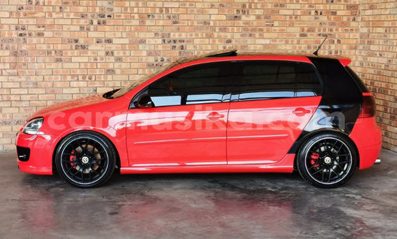 Acheter Occasion Voiture Volkswagen Golf GTI Rouge à Beitbridge, Matabeleland South Acheter Occasion Voiture Volkswagen Golf GTI Rouge à Beitbridge, Matabeleland South