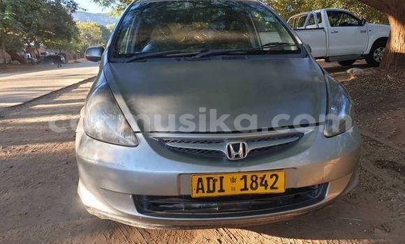 Nunua Ilio tumika Honda Fit Nyingine Gari ndani ya Avondale nchini Harare Nunua Ilio tumika Honda Fit Nyingine Gari ndani ya Avondale nchini Harare