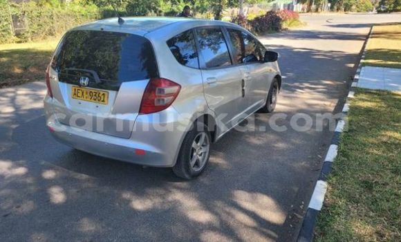 Nunua Ilio tumika Honda Vigor Nyingine Gari ndani ya Avondale nchini Harare Nunua Ilio tumika Honda Vigor Nyingine Gari ndani ya Avondale nchini Harare