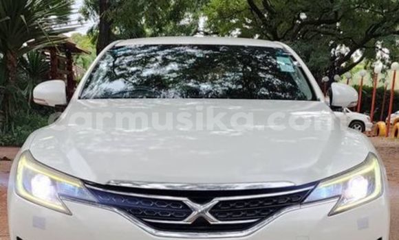 Nunua Ilio tumika Toyota Mark X Nyingine Gari ndani ya Belvedere nchini Harare
