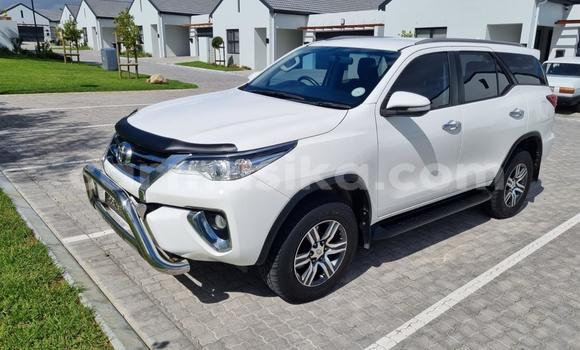 Buy Used Toyota Fortuner White Car in Bulawayo in Bulawayo