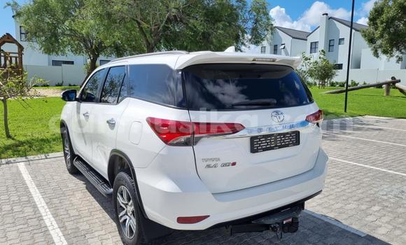 Buy Used Toyota Fortuner White Car in Bulawayo in Bulawayo Buy Used Toyota Fortuner White Car in Bulawayo in Bulawayo