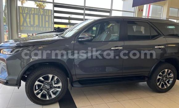 Buy Used Toyota Fortuner Black Car in Bulawayo in Bulawayo Buy Used Toyota Fortuner Black Car in Bulawayo in Bulawayo
