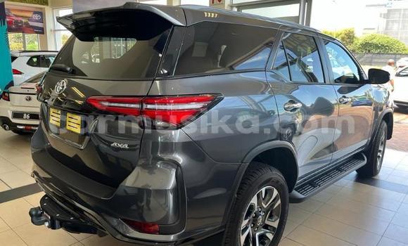 Buy Used Toyota Fortuner Black Car in Bulawayo in Bulawayo Buy Used Toyota Fortuner Black Car in Bulawayo in Bulawayo
