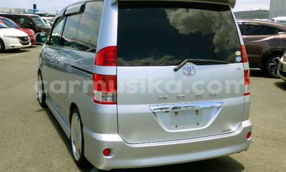 Buy Used Toyota Noah Silver Car in Bulawayo in Bulawayo