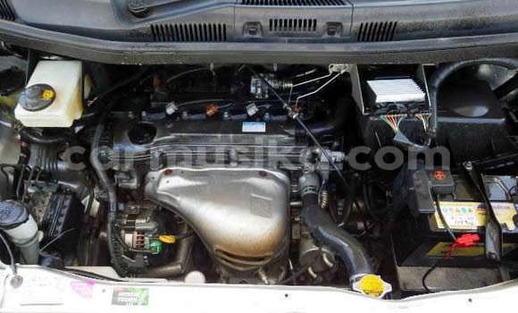 Buy Used Toyota Noah Silver Car in Bulawayo in Bulawayo Buy Used Toyota Noah Silver Car in Bulawayo in Bulawayo