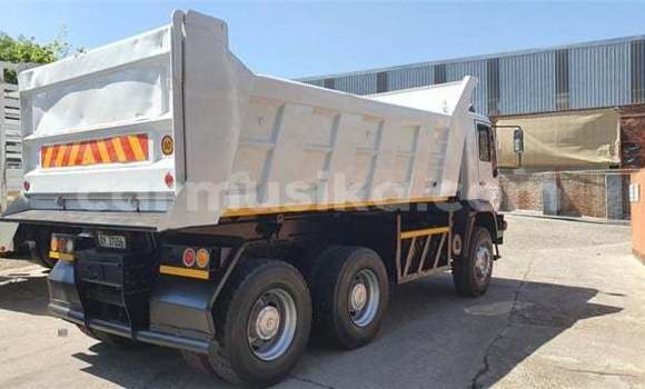 Buy Used Man Silent White Truck in Harare in Harare Buy Used Man Silent White Truck in Harare in Harare