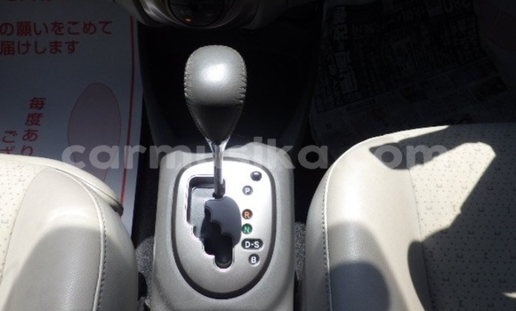 Nunua Ilio tumika Toyota Vitz Bluu Gari ndani ya Beitbridge nchini Matabeleland Kusini Nunua Ilio tumika Toyota Vitz Bluu Gari ndani ya Beitbridge nchini Matabeleland Kusini