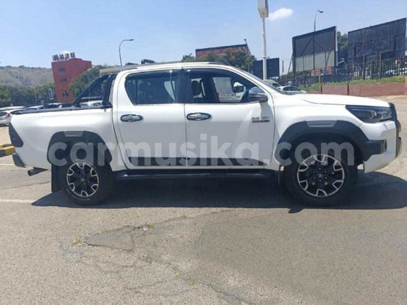 Big with watermark toyota hilux matabeleland south beitbridge 35461