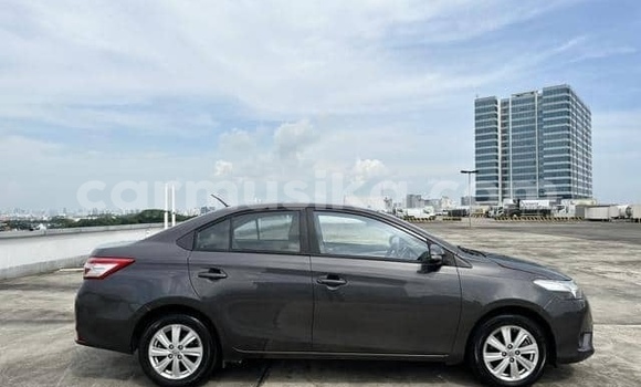 Buy Used Toyota Vios Beige Car in Beitbridge in Matabeleland South Buy Used Toyota Vios Beige Car in Beitbridge in Matabeleland South