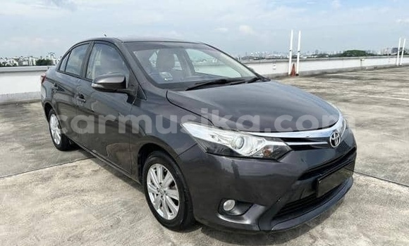 Buy Used Toyota Vios Beige Car in Beitbridge in Matabeleland South Buy Used Toyota Vios Beige Car in Beitbridge in Matabeleland South