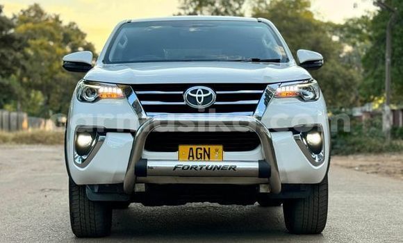 Buy Used Toyota Fortuner Other Car in Beitbridge in Matabeleland South