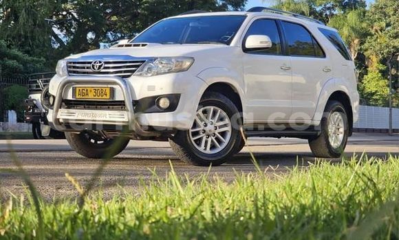 Tenga Tsaru Toyota Fortuner Zvimwe Mota in Harare in Harare Tenga Tsaru Toyota Fortuner Zvimwe Mota in Harare in Harare